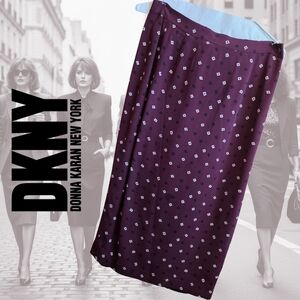DKNY 1980s Vintage Maroon Silk Pencil Skirt with Geometric Pattern